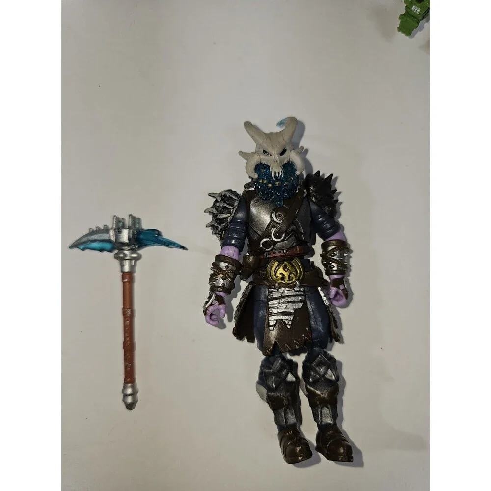 Fortnite Ragnarok Action Figure Poseable 4” Toy Skull Head Armor Epic Games